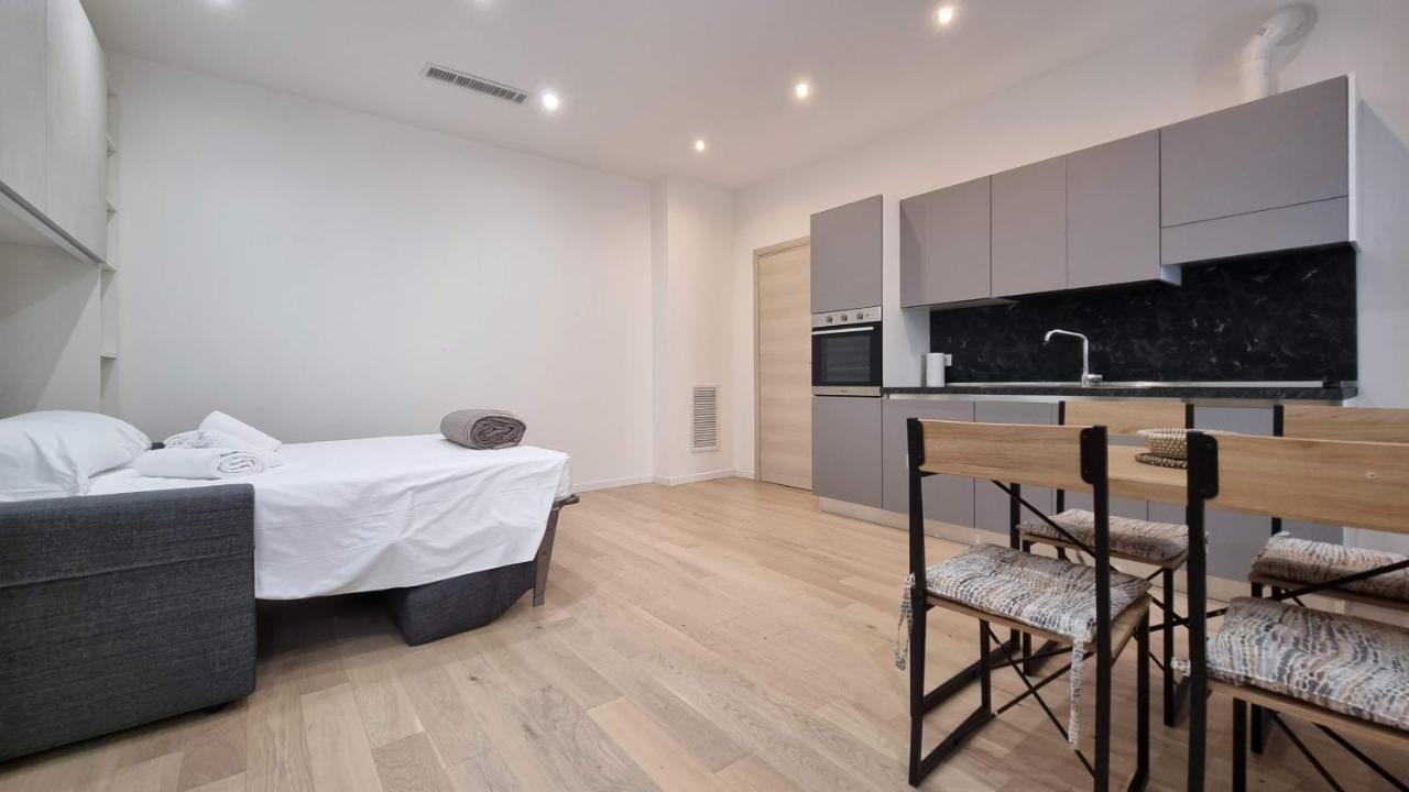 Via Battisti 13 Apartman Trieszt Kültér fotó