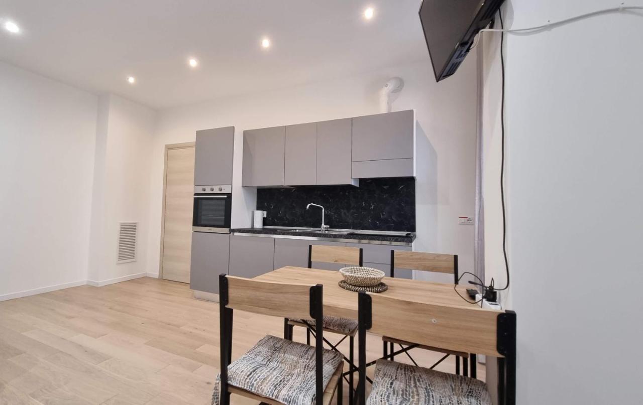 Via Battisti 13 Apartman Trieszt Kültér fotó